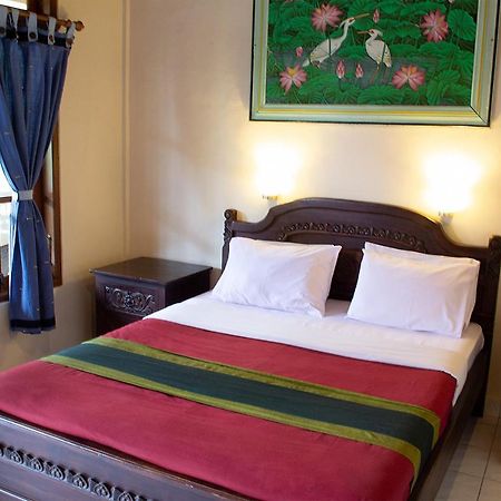 Flamboyan Hotel Kuta Lombok Eksteriør bilde