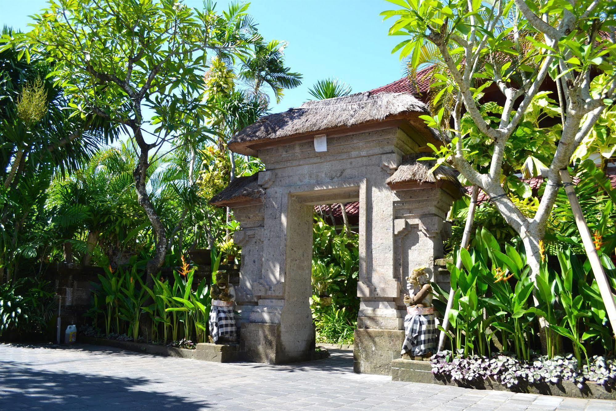 Flamboyan Hotel Kuta Lombok Eksteriør bilde