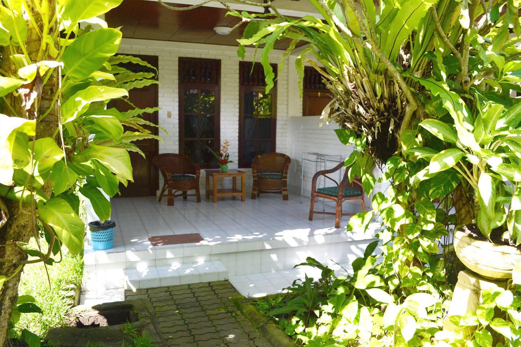Flamboyan Hotel Kuta Lombok Eksteriør bilde